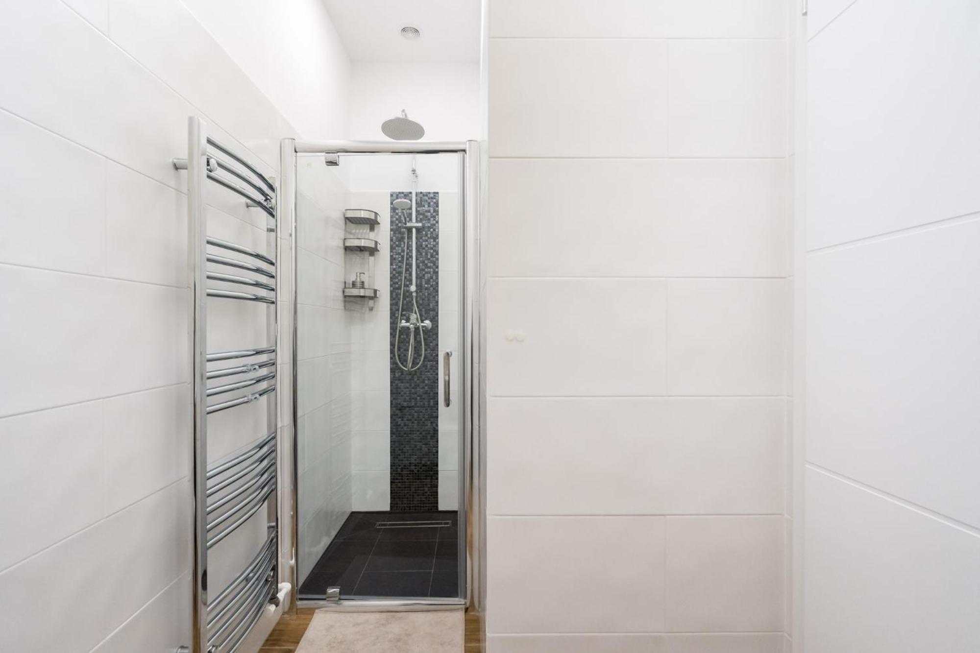 Urban Walls Apartments 5B Bucureşti Exterior foto